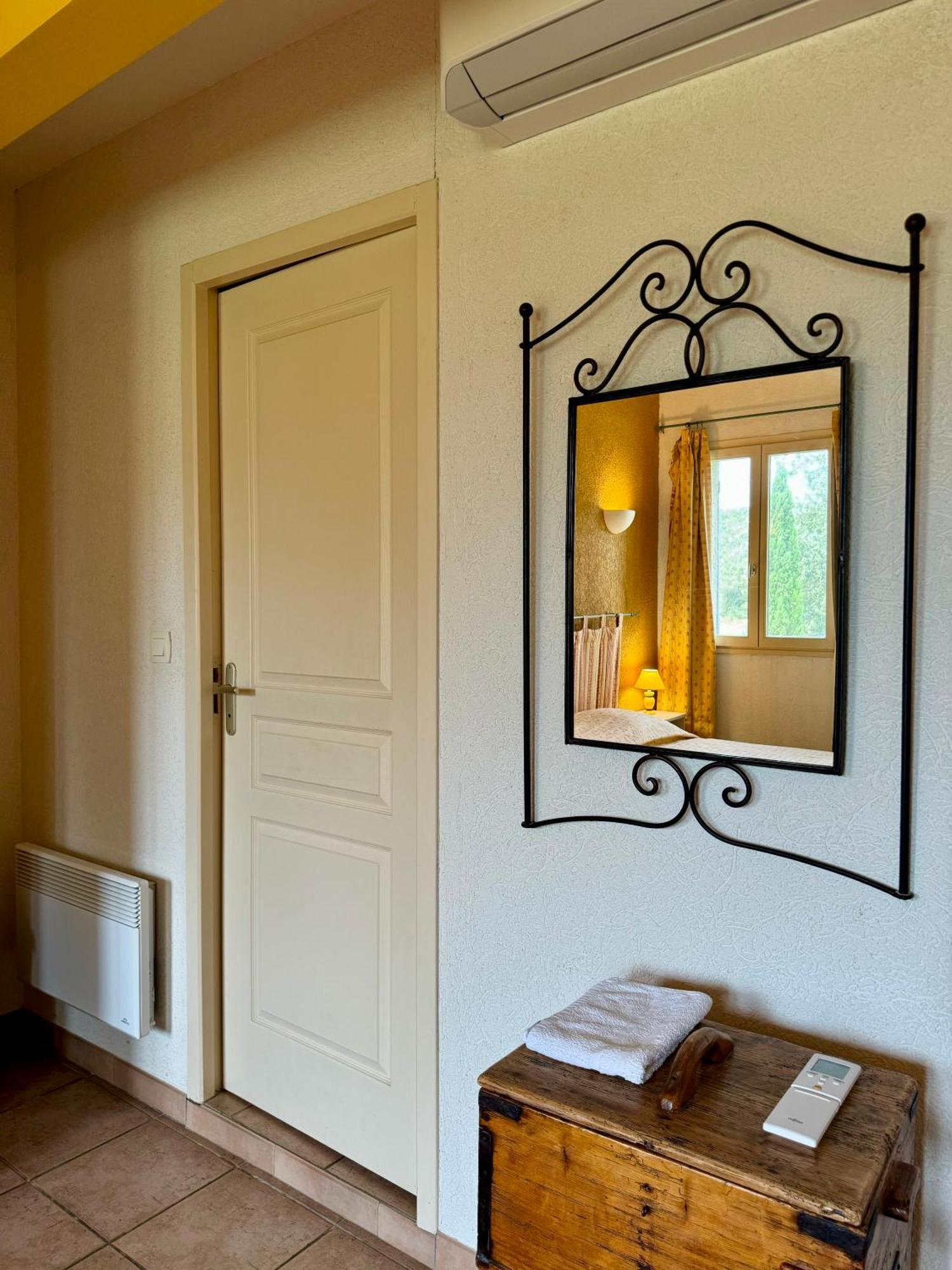 Hotel Mas Du Grand Peloux Port-Saint-Louis-du-Rhône Zewnętrze zdjęcie