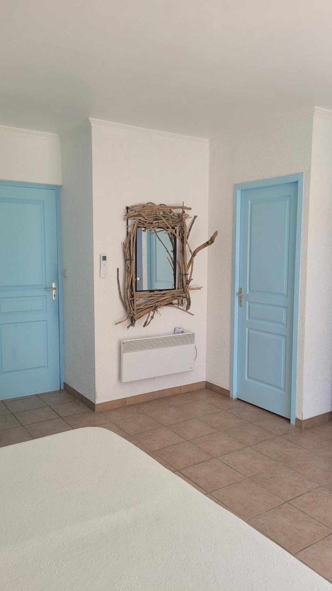 Hotel Mas Du Grand Peloux Port-Saint-Louis-du-Rhône Pokój zdjęcie
